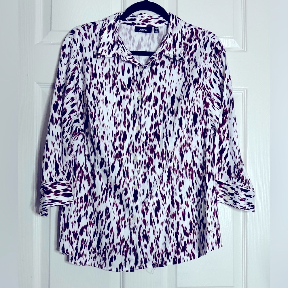 Apt. 9 Black and White 3/4 Sleeve Button Down Shirt - Picture 3 of 11